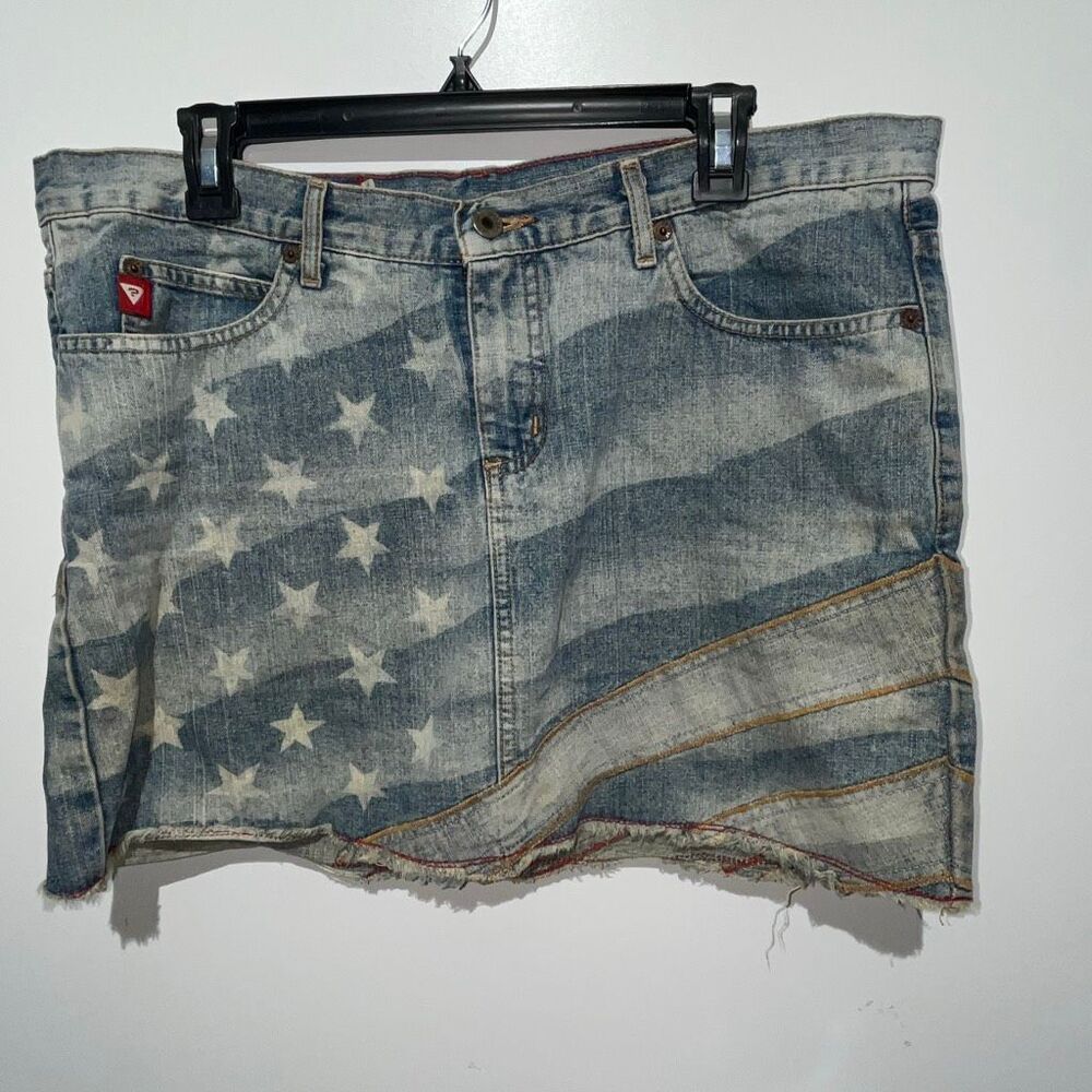 Guess Women's‎ Blue American Flag Frayed Hem Cotton Mini Denim Skirt Size 32